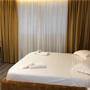 Deluxe Dreibettzimmer
